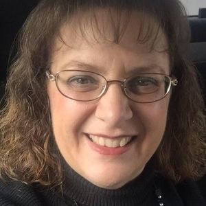 Meet your Posher, Debbie